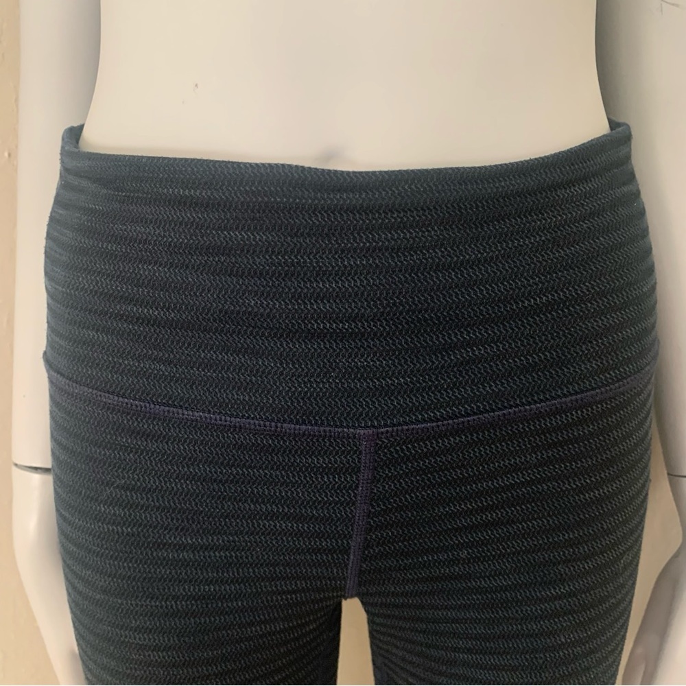 ATHLETA Athletic Tights Leggings Textured Herringbone Pattern Blue - Picture 8 of 16